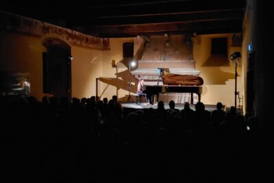Agrandir l'image 17 sur 36, fenêtre modale